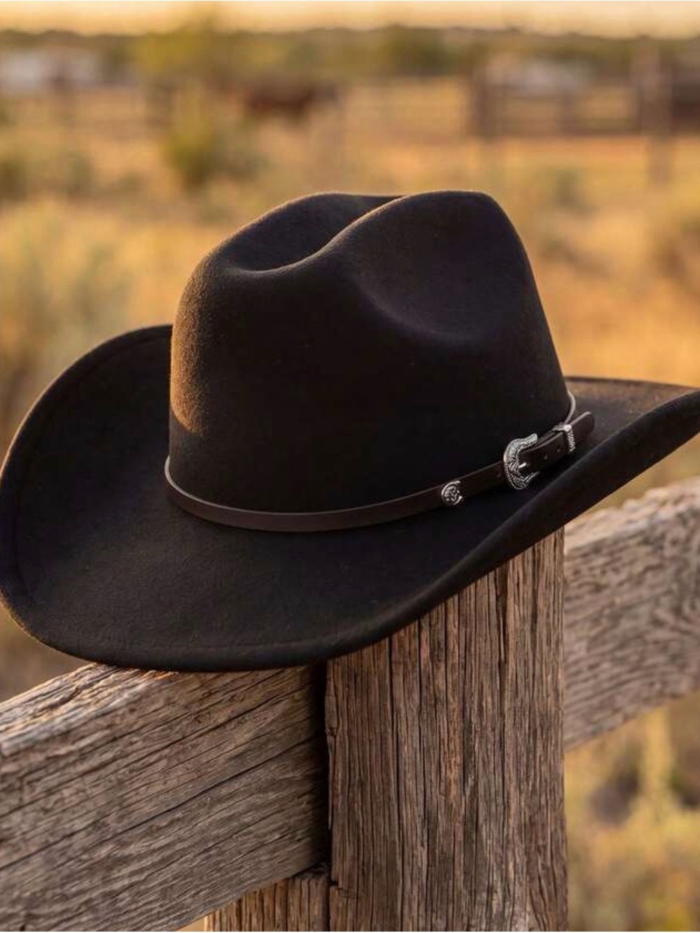 Classic Black Western Cowboy Hat - Women's Felt Ranch Hat